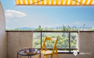 Attique  Segre el 21. Ático con solárium, vistas y piscina en cambrils