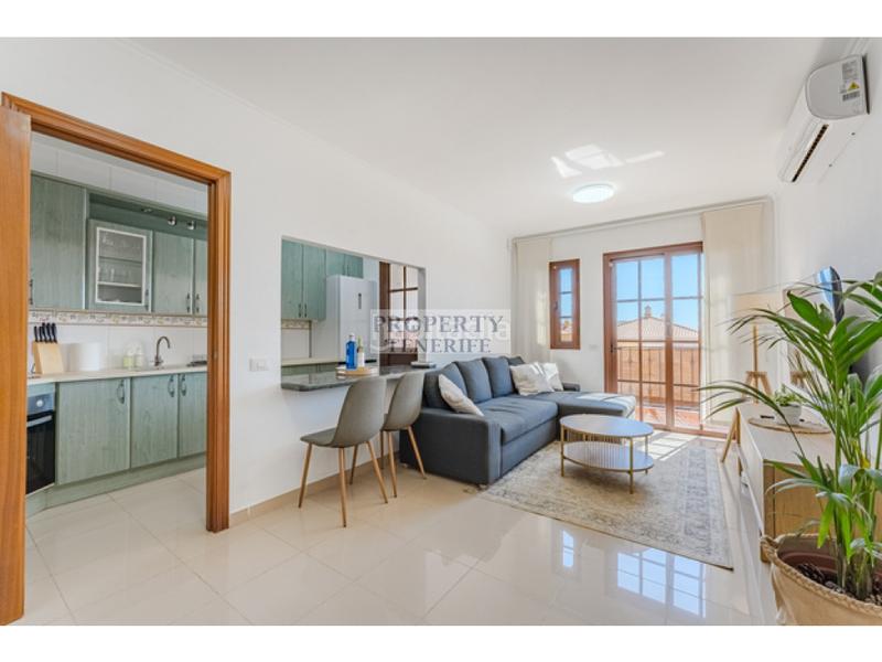 Foto 0323756b-9a24-4754-bc28-502f26823469. Apartment with pool in Costa del Silencio Arona