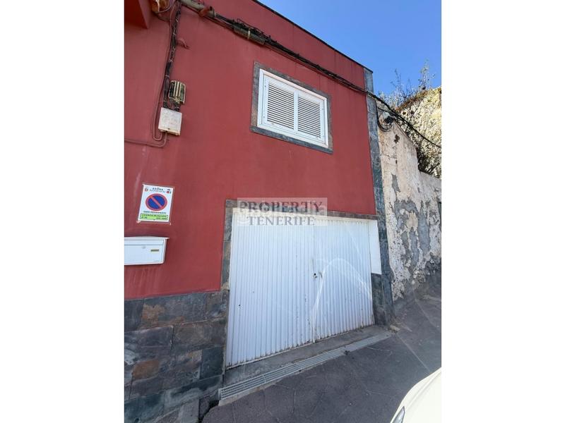 Foto 66f95cbd-d0d2-4fb6-bef1-8518345ff863. Casa a Arona pueblo Arona