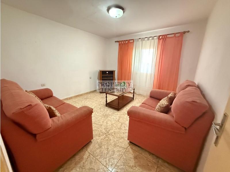 Foto b2543cb4-2351-4a6f-8ac0-b36ae962cbac. Casa a Arona pueblo Arona