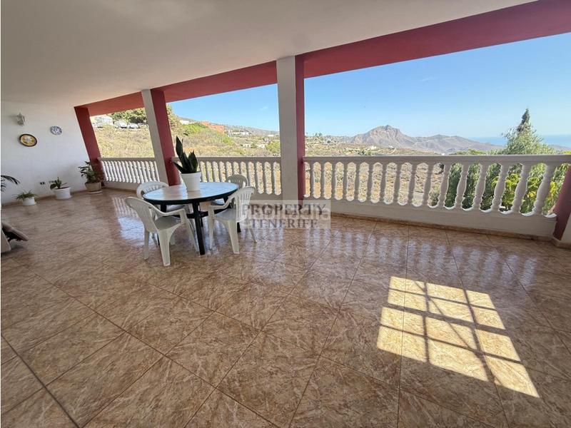 Foto f0b4b5ac-7d11-4850-b4c5-00ae6dffaa4b. Casa a Arona pueblo Arona