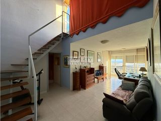 Appartement à Cho - Parque de la Reina. Estupendo ático de 2 dormitorios ubicado en parque de la reina