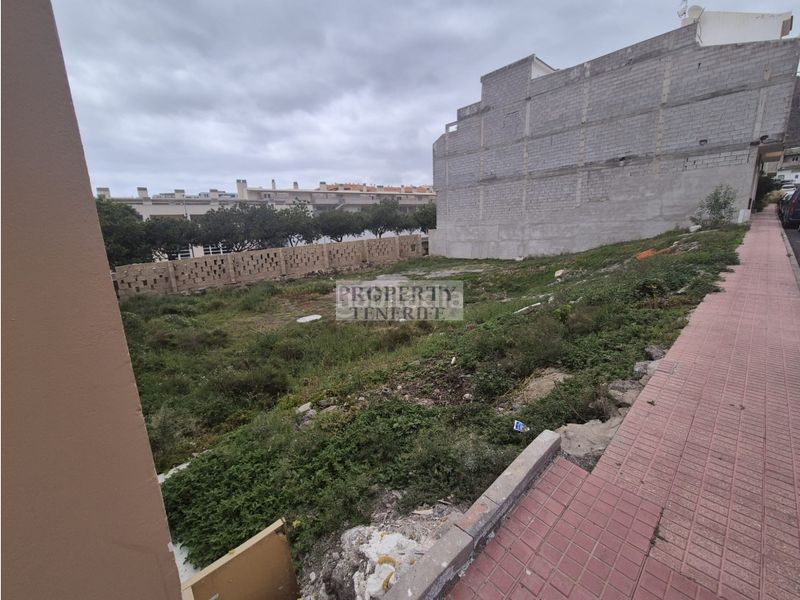 Foto 7136cb8b-ae32-4297-a90d-b34a021e2909. Terreny residencial a Cabo Blanco Arona