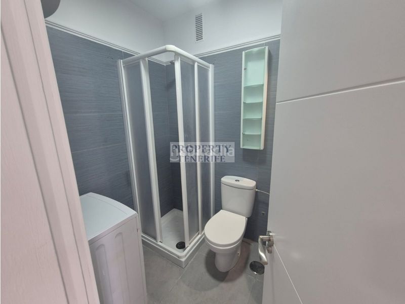 Foto c9d4f2af-5097-4fc6-a349-94b1e398f073. Estudi amb piscina a San Eugenio Alto Adeje
