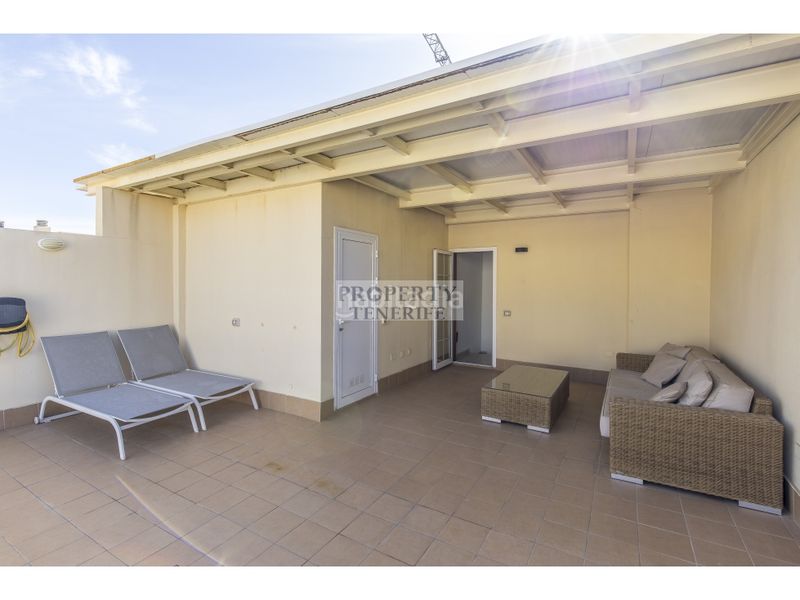 Foto ab4b956c-c10c-4da8-925f-27df60bfe587. Pis amb piscina a Palm - Mar Arona