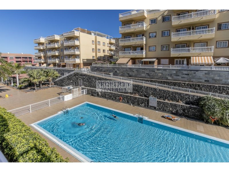 Foto debbe854-0578-44fe-bb14-7bf771cf3441. Pis amb piscina a Palm - Mar Arona