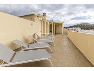 Pis a Palm - Mar. Fantástico ático de 2 dormitorios ubicado en palm mar d31