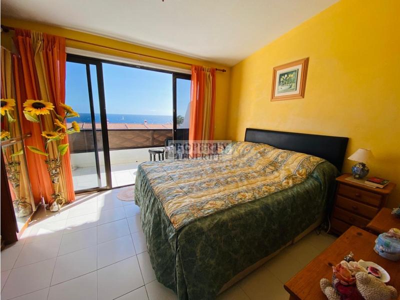 Foto 4da0e478-7818-41b7-8259-f3a17e28926c. Dúplex amb piscina a Costa del Silencio Arona