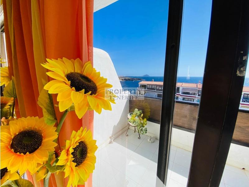 Foto c0e8248a-67d6-452b-a826-27ee8602320c. Dúplex amb piscina a Costa del Silencio Arona