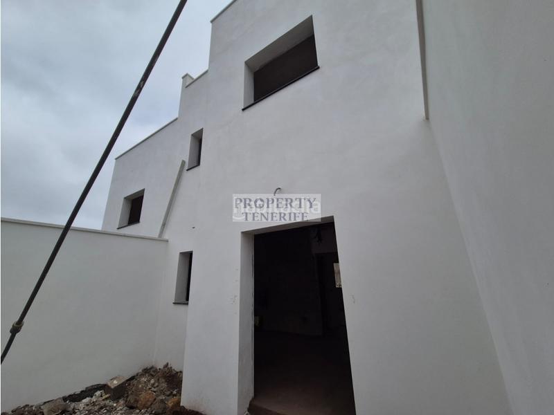 Foto 2ef02bda-89c3-462e-906b-d07db2546787. Chalet in Sauzal (El)