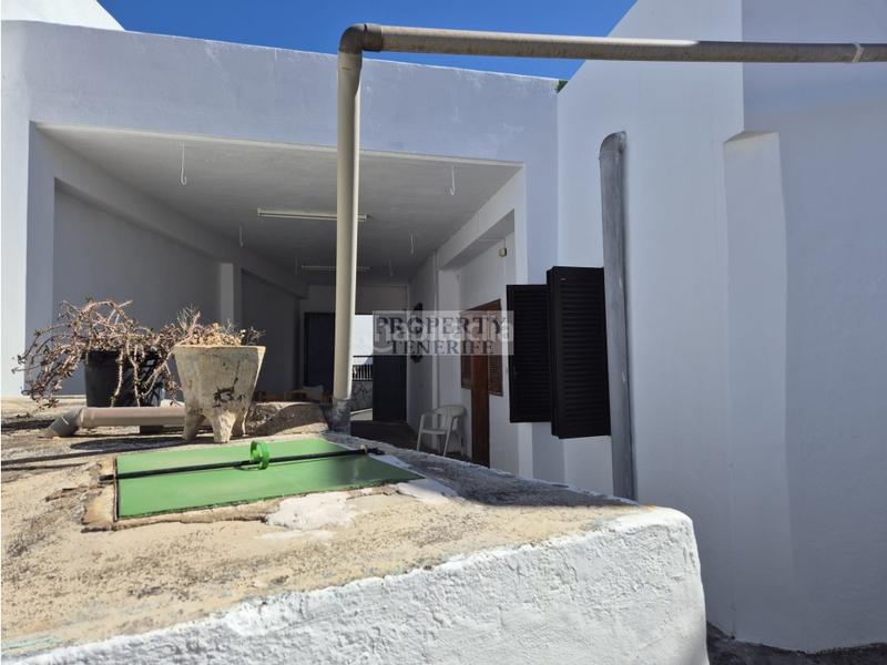 Foto 705a59bc-f746-46f4-bd6a-d3a80bf36ce0. House in Santiago del Teide pueblo Santiago del Teide