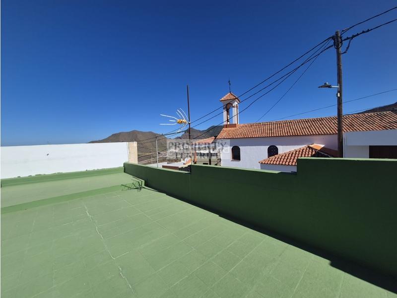 Foto cf29d2ce-73a8-4acc-aef7-52c0f6ee0198. House in Santiago del Teide pueblo Santiago del Teide