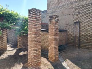 Residential Plot in Carmona. Gran solar en venta!!! 170m2 con desages instalados