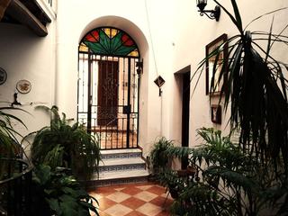 Casa en Carmona. Gran casa en venta en casco antiguo