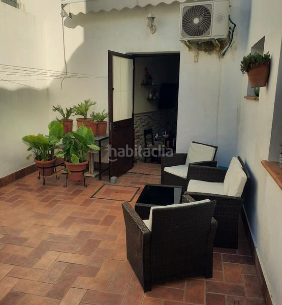 Pis a Carmona. Piso en planta baja, para entrar 3 dormitorios