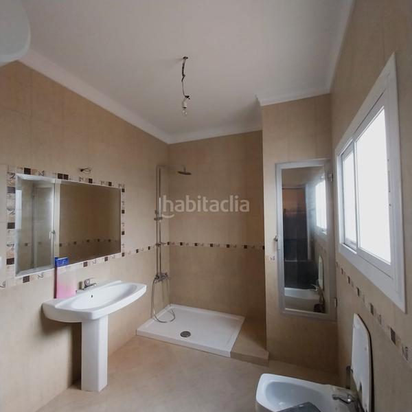 Foto 095df86c-783d-44e3-9121-5e6e1f759ddc. Casa in Carmona