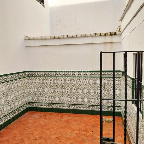 Foto b15d09a6-d867-4ace-af55-54630bf00d62. Casa in Carmona