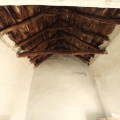 Maison à Carmona. En venta casa  2 plantas en zona paseo del estatuto