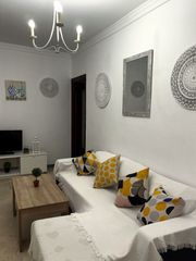 Location Appartement à Carmona. Piso en alquiler, de 2 habitaciones