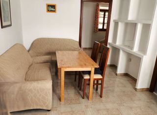 Miete Etagenwohnung in Carmona. Se alquila piso 1 dormitorio, segunda planta