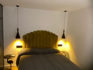 Rent Flat in Carmona. Casa de una habitacion en alquiler