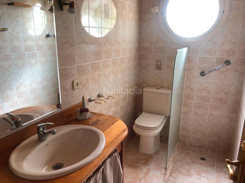 Foto 03e7d792-f731-41d9-af74-c97449a7f57b. Xalet amb xemeneia calefacció aparcament piscina a Vallirana