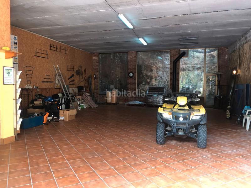 Foto 065a2f7d-96be-4e3d-8adf-628216ad781e. Xalet amb xemeneia calefacció aparcament piscina a Vallirana