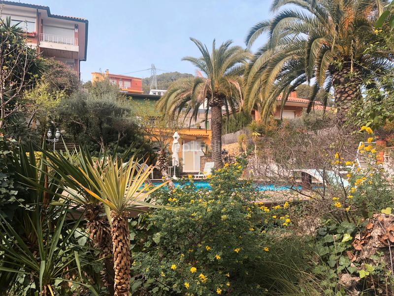 Foto 49921ca9-20b6-4d3c-8d64-9843e34776b8. Xalet amb xemeneia calefacció aparcament piscina a Vallirana