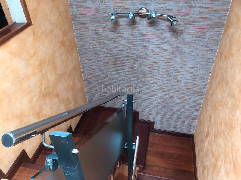 Foto 5f7fe56b-a0c9-4622-a90e-188af90e1827. Xalet amb xemeneia calefacció aparcament piscina a Vallirana