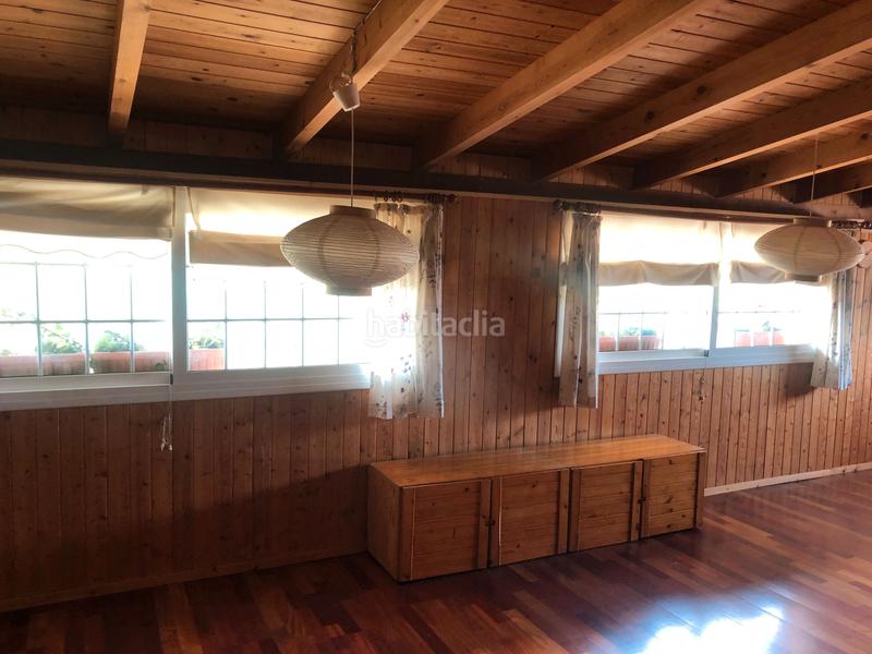 Foto 704e45c2-19cf-4faa-b89b-faa3d980daf5. Xalet amb xemeneia calefacció aparcament piscina a Vallirana