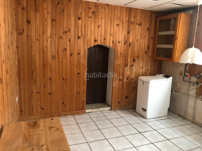 Foto 89efe374-378f-474a-a047-371fcf83265b. Xalet amb xemeneia calefacció aparcament piscina a Vallirana