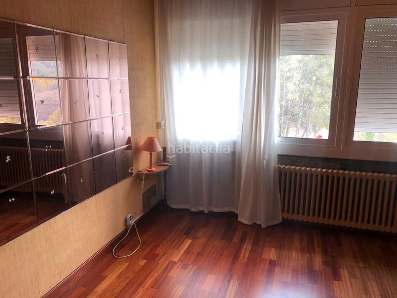 Foto a283f5ed-4066-4e51-9c6e-b616934b80a6. Xalet amb xemeneia calefacció aparcament piscina a Vallirana