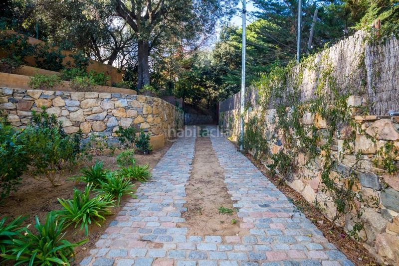 Foto adac2171-aa3e-4b8f-adb8-949974973a77. Xalet amb calefacció aparcament a Mont-ras