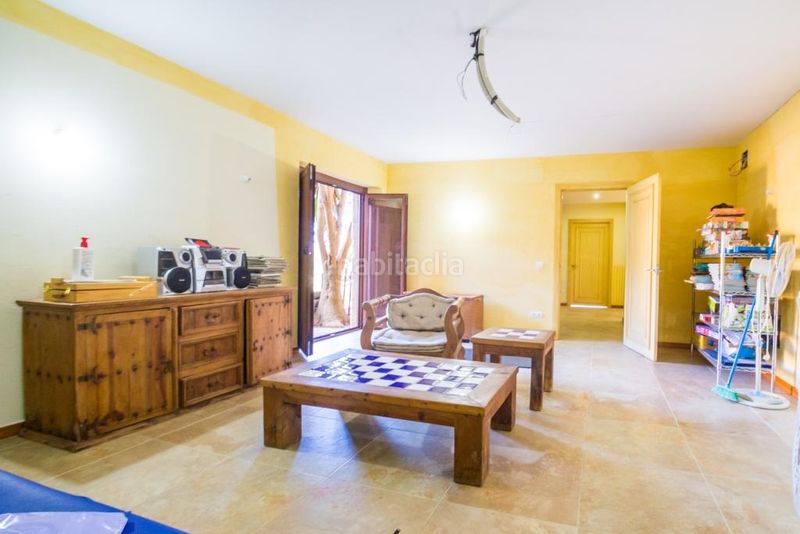 Foto d96c46ae-5be6-4f14-b4df-09f3a96ca41a. Xalet amb calefacció aparcament a Mont-ras