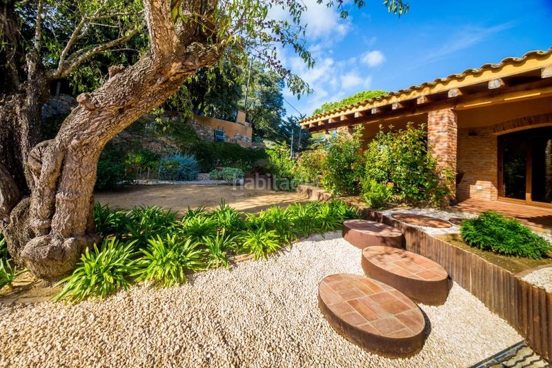 Foto f7e090cb-5991-486f-a7d8-dd1ec84a9bdf. Xalet amb calefacció aparcament a Mont-ras