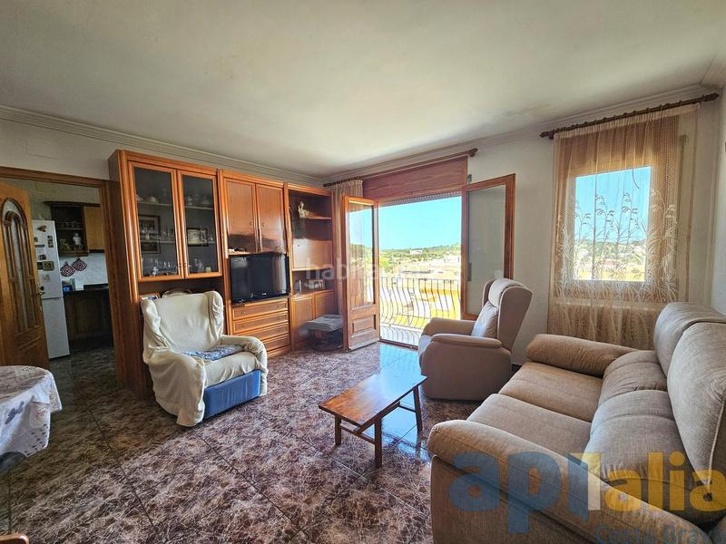 Foto 90318a61-2ed2-4f4a-855b-de3e6a10b6f6. Casa adosada  en venta en zona tranquila en Palamós