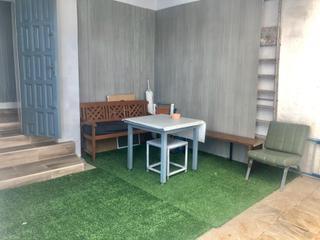 Pis  De girona. Planta baja céntrica con patio