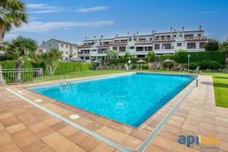 Appartement à S´Agaró. Apartamento de planta baja en venta en s agaró