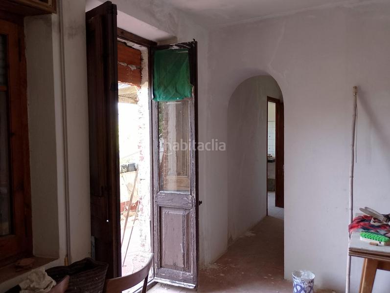 Foto 8fe53fa4-fa45-484c-916c-4b87471a1496. Masía en passeig de l'arbreda 5 casa en el centro construida en gran parcela en Calonge