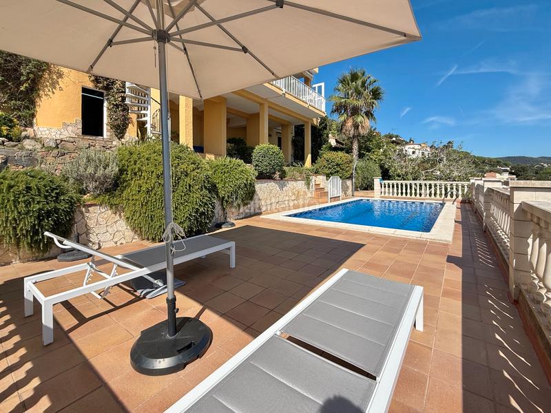 Foto 9bf49676-2be0-4455-9f5e-e16164cf5cf0. Chalet dans carrer del berguedà 32 dans Cabanyes-Mas Ambrós-Mas Pallí Calonge