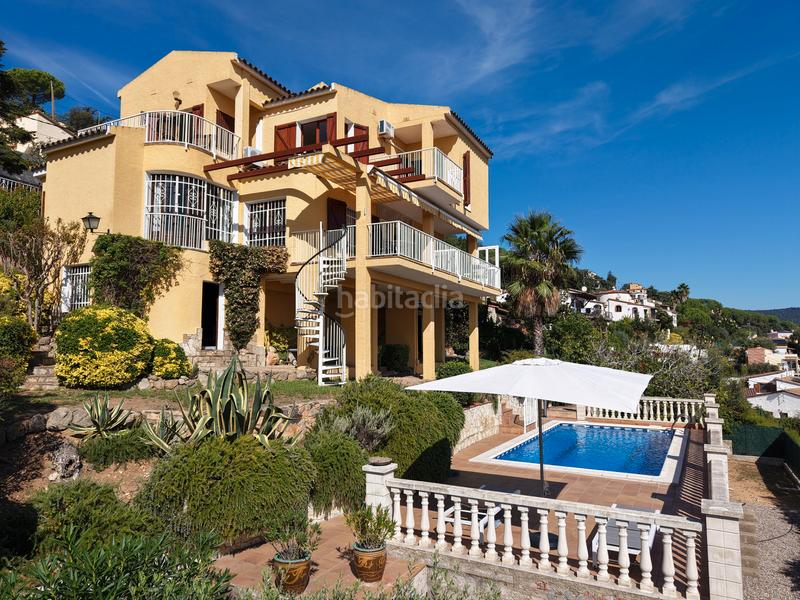 Foto c0e80028-712c-4d73-ba29-8ece09b449f4. Chalet dans carrer del berguedà 32 dans Cabanyes-Mas Ambrós-Mas Pallí Calonge