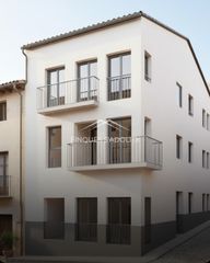 Etagenwohnung in Carrer de sant domènec 113. Planta baixa d'obra nova amb terrassa, a 2 minuts del centre