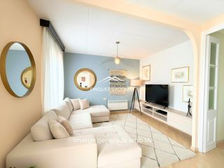 Flat in Carrer de santa magdalena 171. Piso con muchas posibilidades en sant feliu de guíxols, cerca de