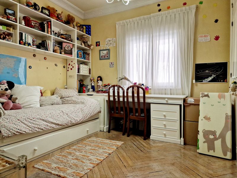Foto 66d0a433-f190-4a88-a7e0-3e7e04a7509d. Flat with heating in Trafalgar Madrid