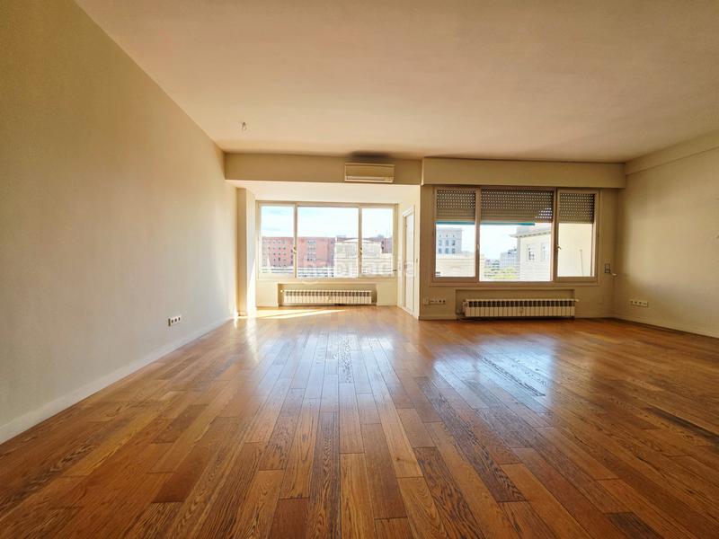 Foto f2f6fcef-ffe2-426b-8bc2-0088aee2b9cf. Etagenwohnung mit heizung parking in Ríos Rosas-Nuevos Ministerios Madrid