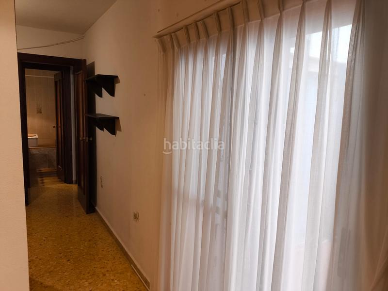 Foto b5c8d8cf-7a61-4603-81f3-7bb7f2ef0401. Pis a El Castell Burjassot