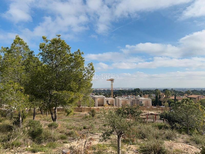 Foto 181c21f9-c5e6-453d-85f6-ea18ba2462a5. Terreno residenziale in carrer llotja de la seda 44 in Godella