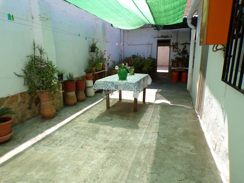 Foto 7b5aac00-3122-49bf-9893-53e125bb3928. Casa amb aparcament a Tavernes Blanques