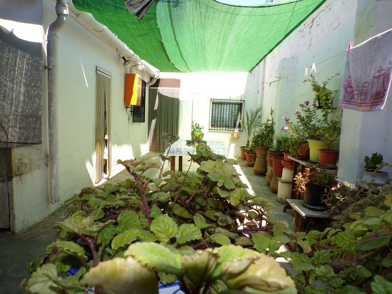 Foto b0b7e6ae-ef88-410d-b1fb-2ae2bdc284ce. Casa amb aparcament a Tavernes Blanques