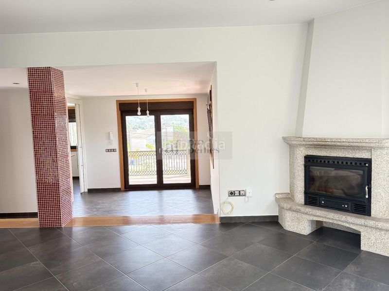 Foto 23210442-e3f1-4109-8988-8f073a4a1c02. Chalet  en Coruxo - Oia - Saiáns Vigo